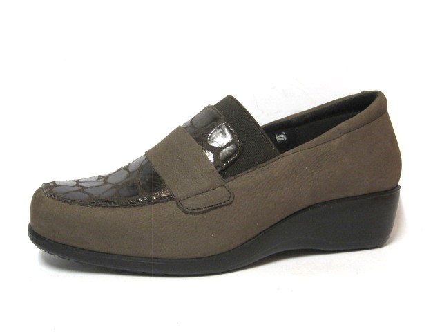 ZAPATO CUÑA COMFORT CLASS MARRON